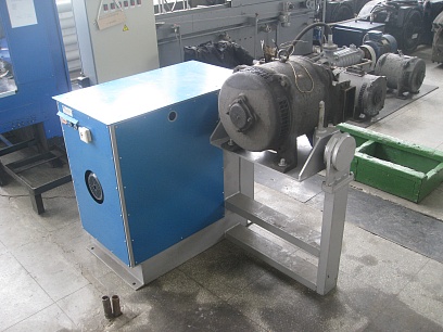 Кантователь разборки сборки электрических машин электропоездов