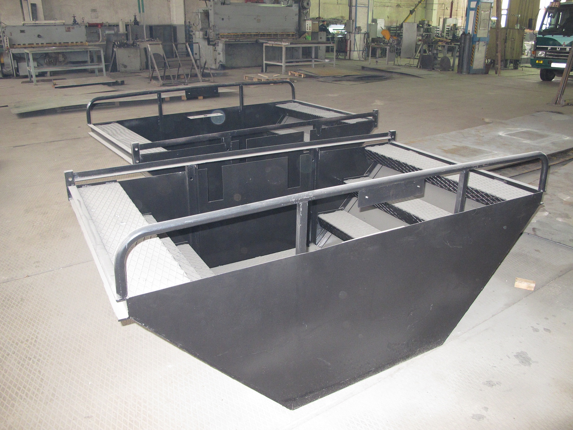 Скатоподъемник для замены колесно-моторного блока локомотива