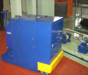 Заправочный комплекс букс МОП, КЗП и  других частей экипажной части локомотивов смазочными материалами (мобильный с пополнением из тарных бочек 200)